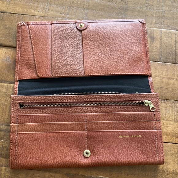 Vintage Leather Anne Klein Clutch Wallet - Picture 2 of 15